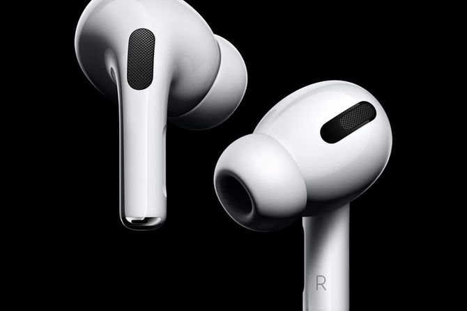 AirPods AirPods