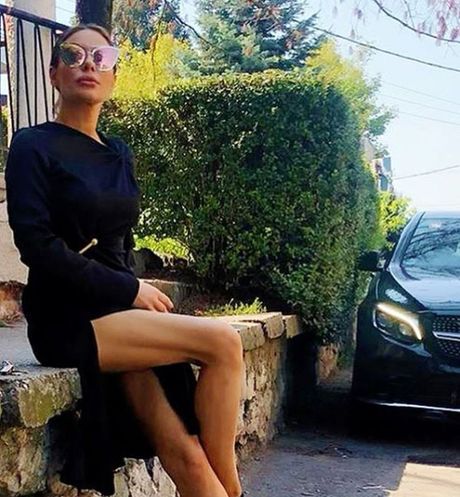 Ana Nikolić Ana Nikolić