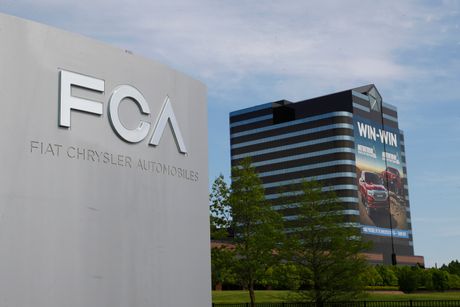 Fiat Chrysler Automobile, FCA, Fijat Krajsler, kompanija, logo