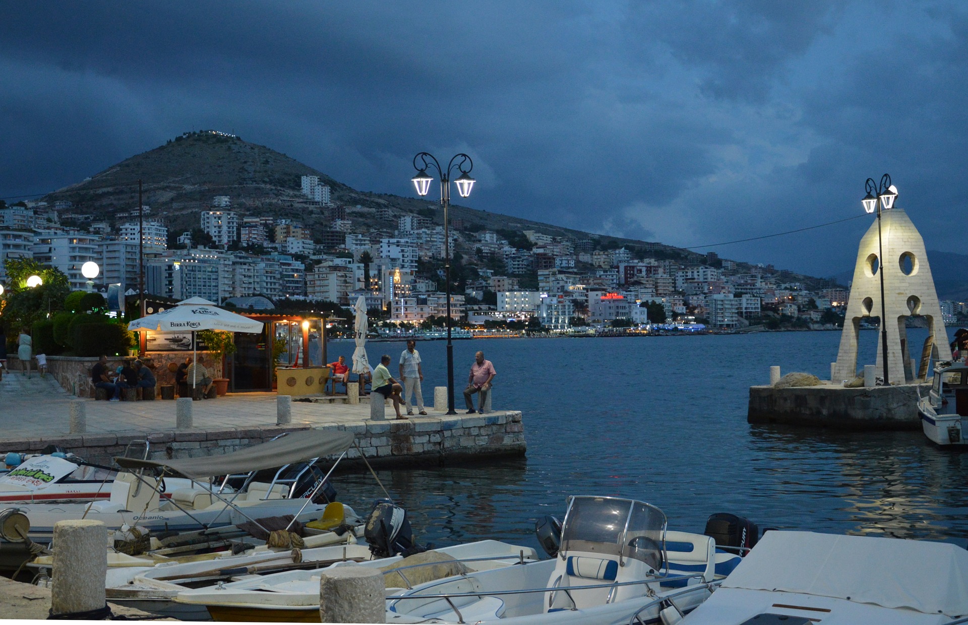 Albanija tera paradajz turiste: Kako preko noći postaju „novi Monako” i zašto bogataši kupuju obalu