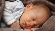 Zašto se neke bebe rađaju sa pogrešno postavljenim crevima