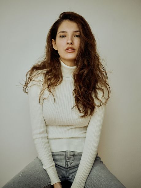 Sara Sandeva, Sofka, Nečista krv Sara Sandeva, Sofka, Nečista krv