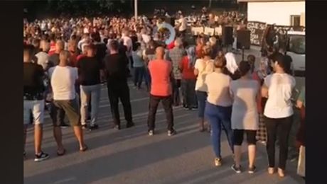 protest u velikoj kladuši, BiH zbog migranata protest u velikoj kladuši, BiH zbog migranata