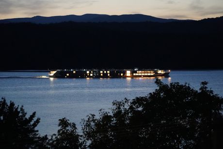 SRBIJA R DUNAV TURIZAM SRBIJA R DUNAV TURIZAM