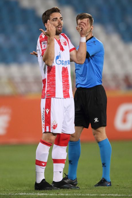 Tomane, FK Crvena zvezda, Novak Simović