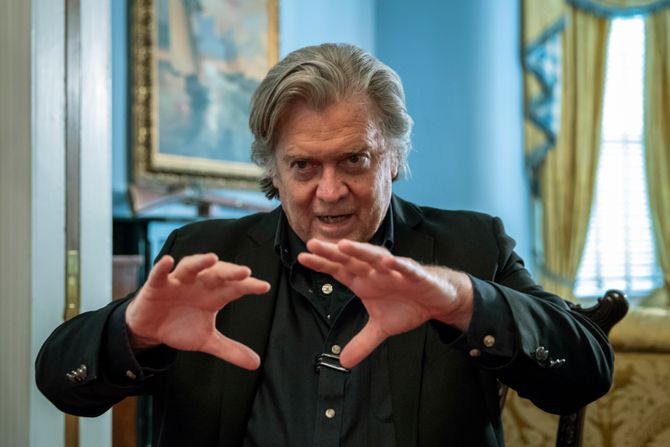 Stiv Benon, Steve Bannon