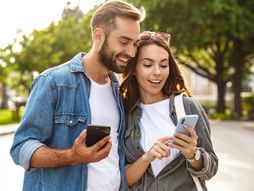 MObilni telefon, par, ulica