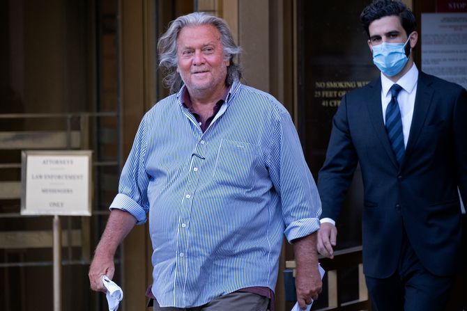 Stiv Benon, Steve Bannon Stiv Benon, Steve Bannon