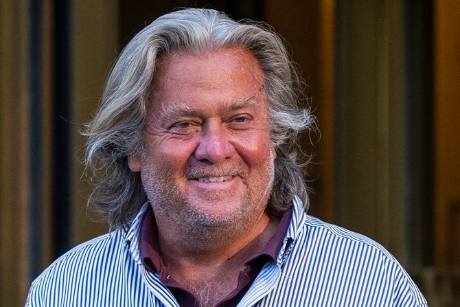 Stiv Benon, Steve Bannon Stiv Benon, Steve Bannon