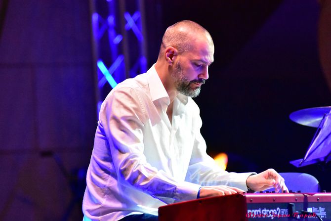 NISVIL ONLAJN ZAVRSEN NISVIL ONLAJN ZAVRSEN