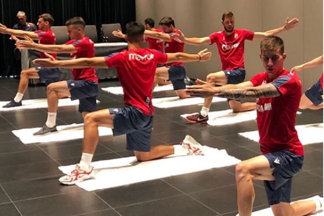 FK Crvena zvezda trening u hotelu