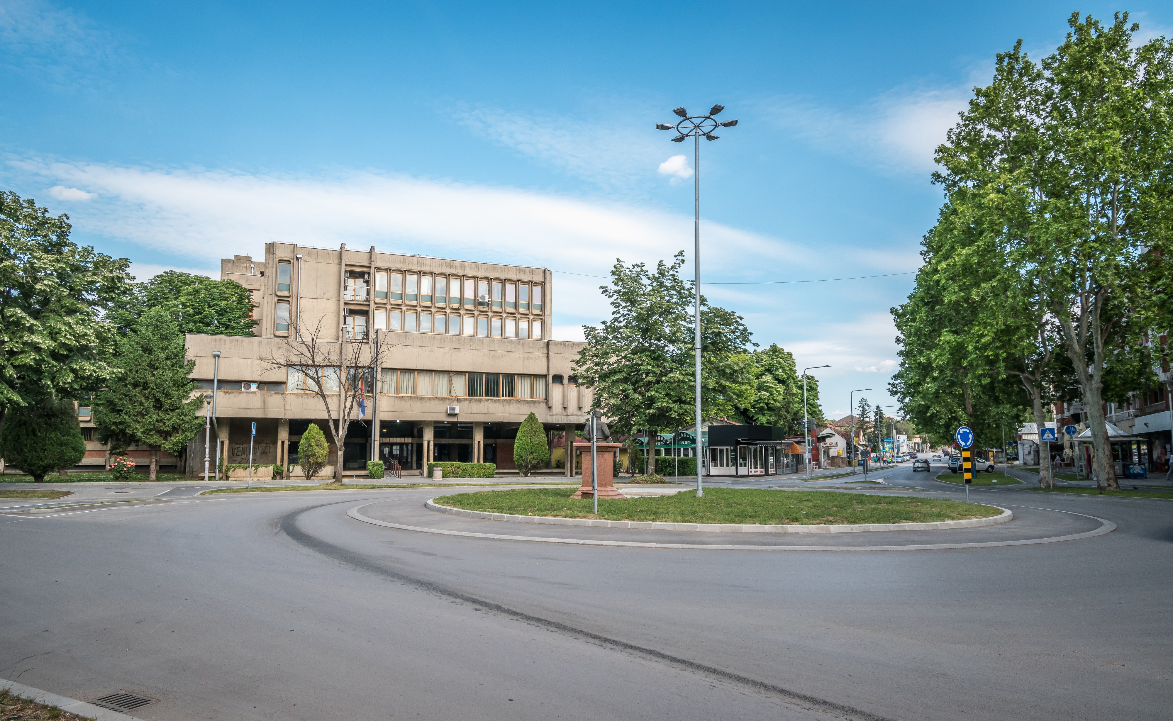 U Spomen parku Čačalica u Požarevcu oskrnavljen spomenik sovjetskim crvenoarmejcima