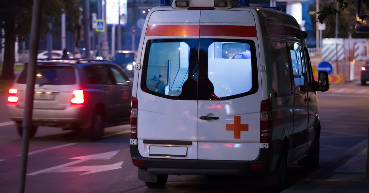 Požar u kući u Leskovcu: Starija žena se nagutala dim, njena unuka povređena