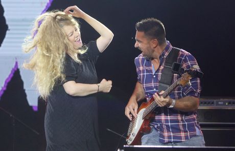 Negativ, Ivana Peters Negativ, Ivana Peters