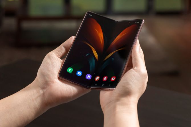 Samsung Z Fold2, pametni telefon na preklapanje