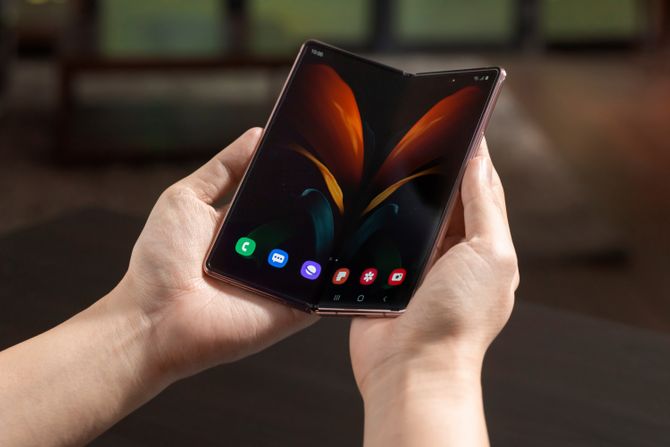 Samsung Z Fold2, pametni telefon na preklapanje Samsung Z Fold2, pametni telefon na preklapanje