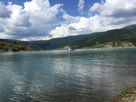 Zavojsko jezero, priroda, turizam
