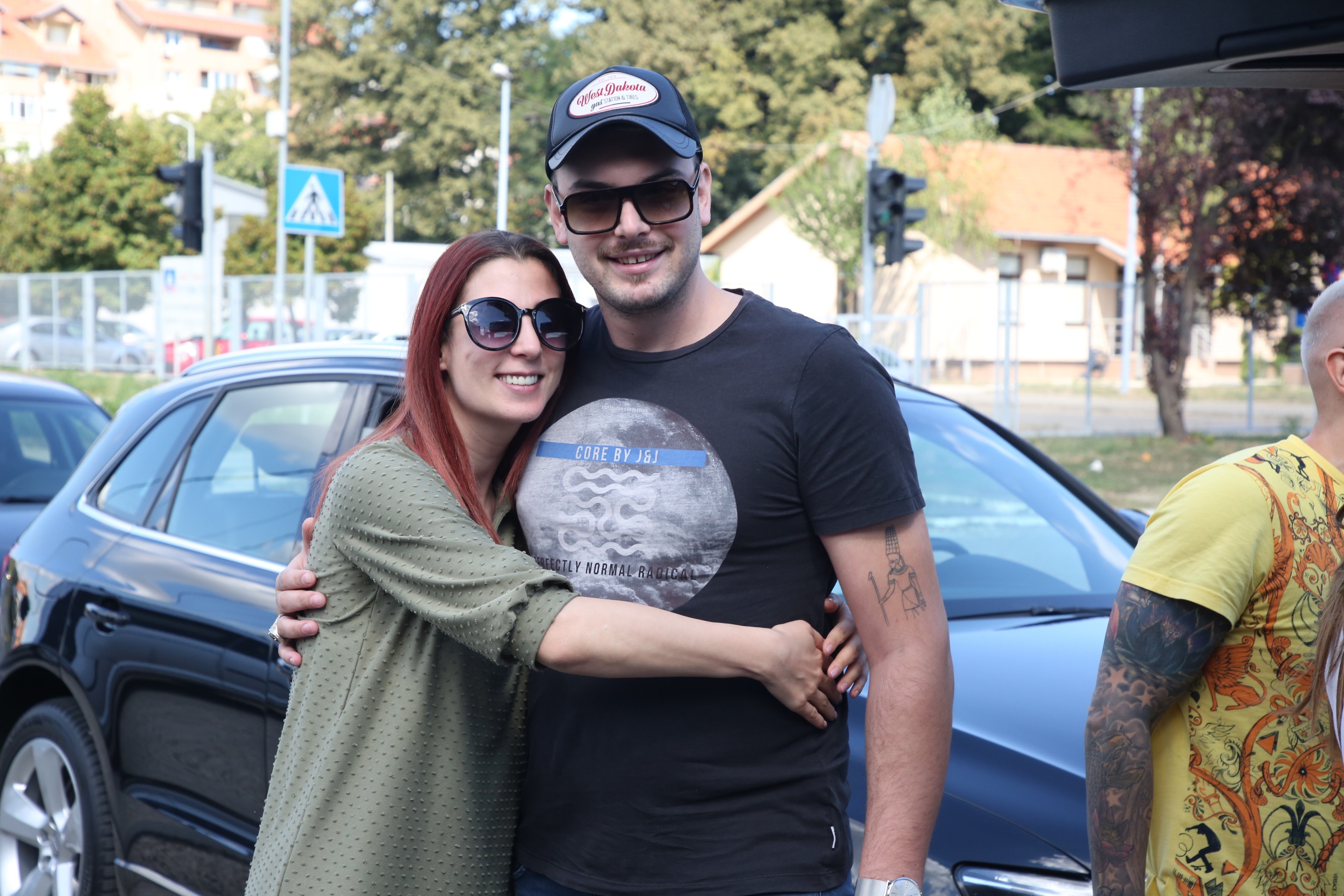 "Sa Suzanom nikada nismo..." Jedna od najpopularnijih zvezda Granda nije došla na sahranu Saše Popovića: Tek sada otkrila zašto