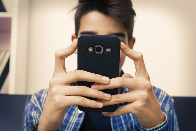 Decak, telefon Decak, telefon