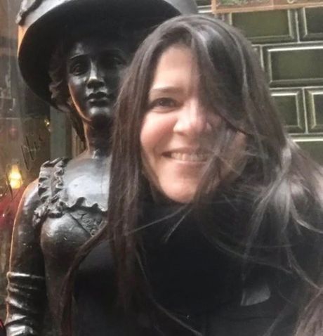 Paola de Simone Paola de Simone