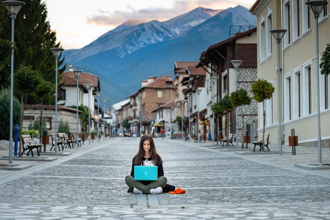 digitalni nomad, laptop, rad na daljinu, posao