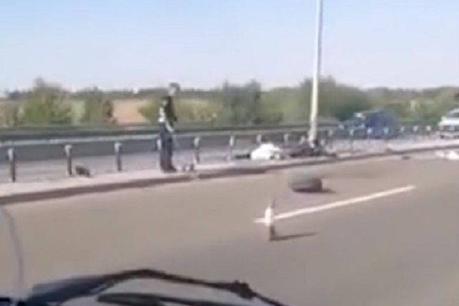 nesreća kod Pupinovog mosta, poginuo motociklista nesreća kod Pupinovog mosta, poginuo motociklista