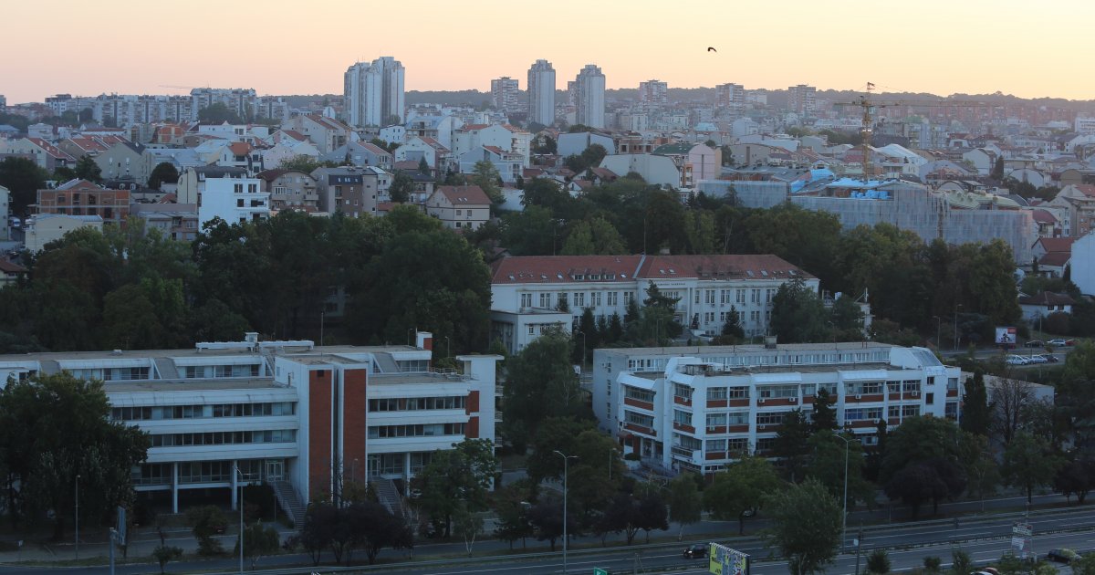 Za stan kod Autokomande traže u startu 1.200 evra: Za parking se trkaš sa komšijama, renoviran a klima stara