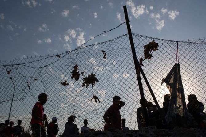 požar, morija, Lezbos, Grčka Migranti, Greece Migrant Camp Blaze