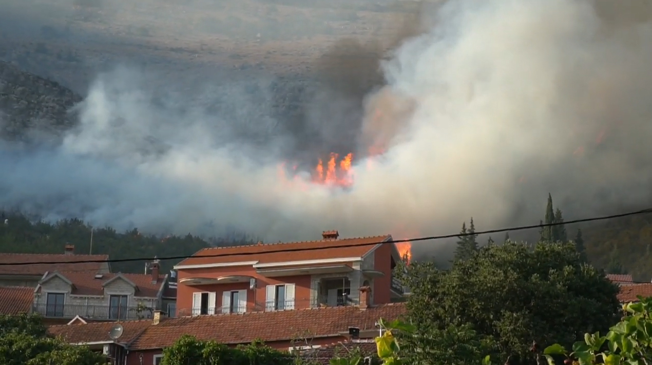 Drama u Nevesinju: Vatrogasci se grčevito bore sa požarima, gori na sve strane!