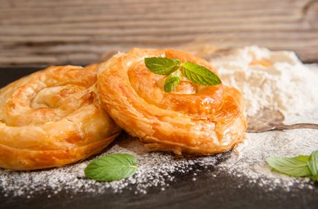 Pita savijača, pita, hrana Pita savijača, pita, hrana