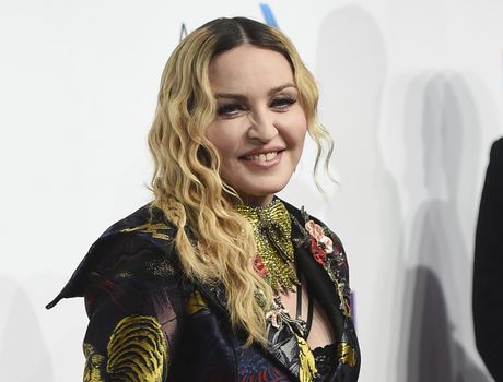 Madonna, Madona Madonna, Madona