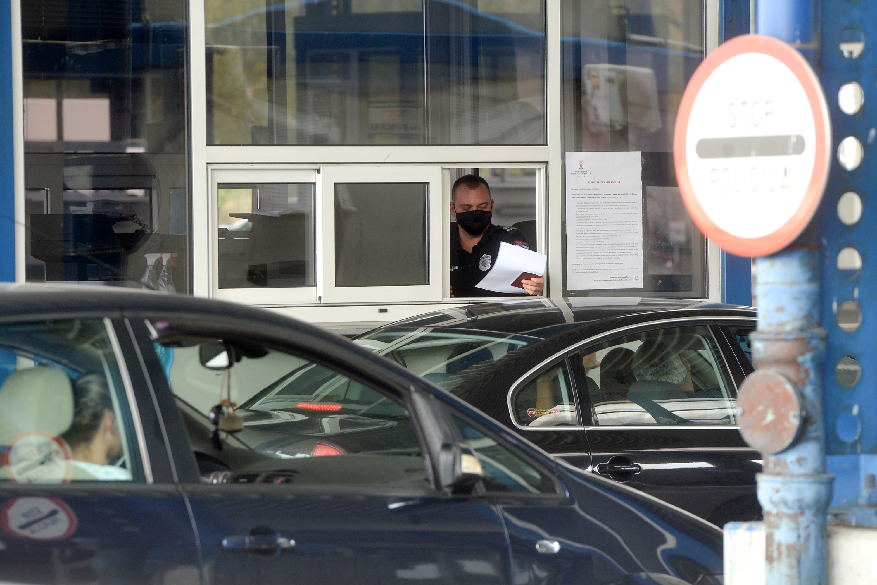 Spremili smo zalihe hrane i vode! Srbi očajni, HAOS NA BATROVCIMA: Prvi dan punog EES sistema paralisao prelaz
