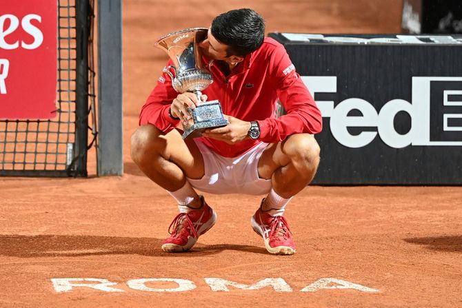 Novak Đoković osvajač titule u Rimu Novak Đoković osvajač titule u Rimu