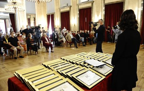 Dodeljene plakete Festovih 50, FEST Dodeljene plakete Festovih 50, FEST