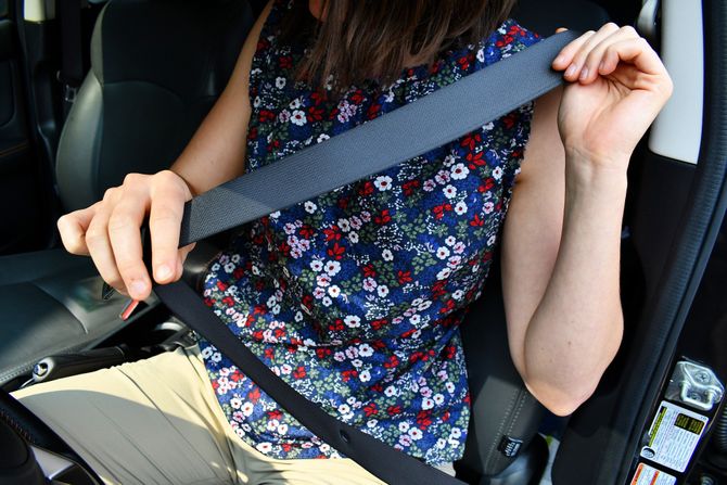 Pojas, Pojas za vezivanje, Auto, vezivanje pojasa Pojas, Pojas za vezivanje, Auto, vezivanje pojasa