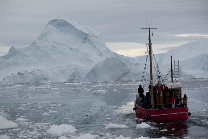 Greenland, Grenland