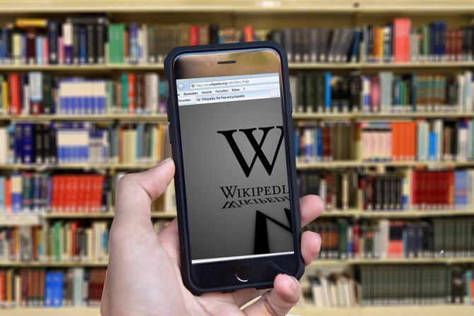 Wikipedia, Vikipedija, telefon Wikipedia, Vikipedija, telefon