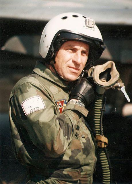 Pilot Milenko Pavlović