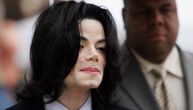 I mrtvog ga tuže: Obnovljene tužbe protiv Majkla Džeksona zbog seksualnog zlostavljanja