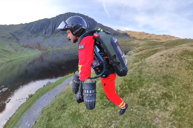 Hitna pomoć, džet pek Hitna pomoć, džet pek