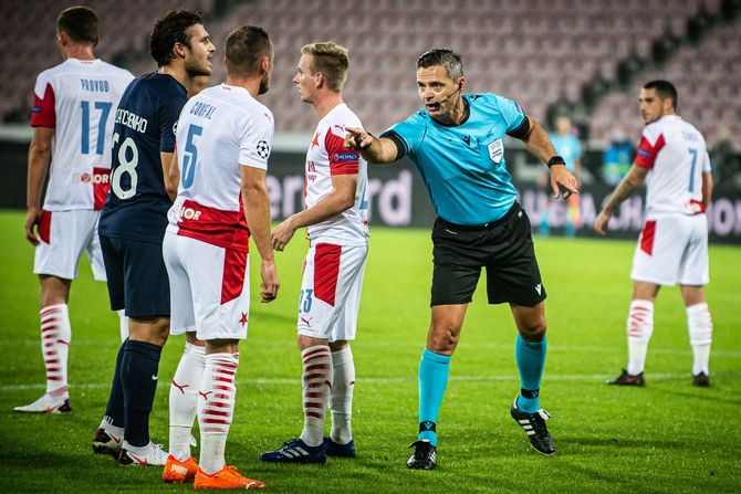 FC Midtjylland Slavia Praha, Damir Skomina