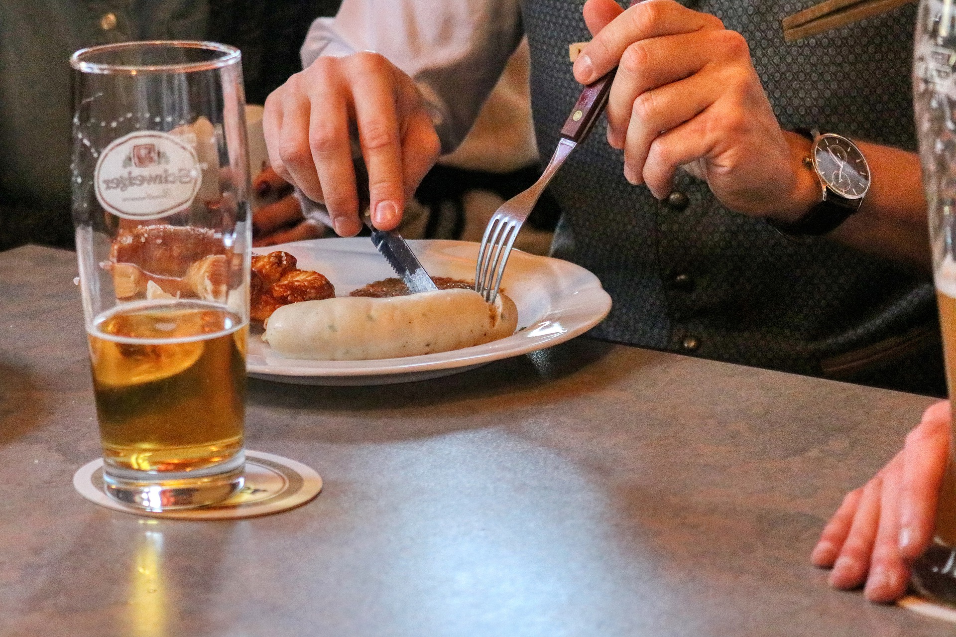 Kriza stigla do krigle, ni pivo više nije ono što je bilo: Austrijanci ga piju znatno manje nego devedesetih!