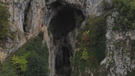 Potpećka pećina Užice Potpećka pećina Užice