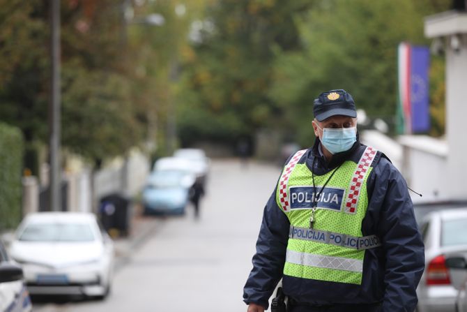 Markov trg, hrvatska policija