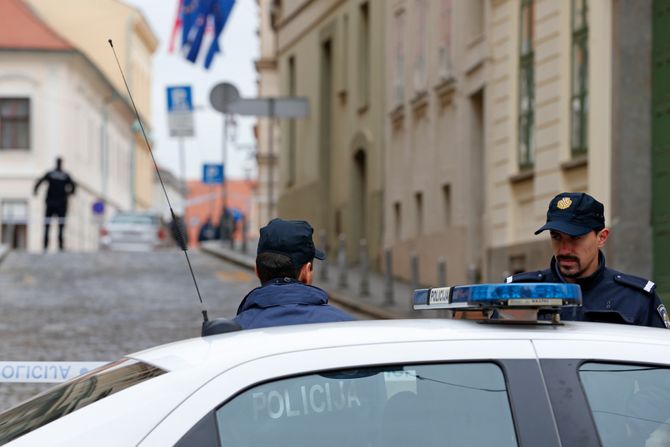 Markov trg, hrvatska policija