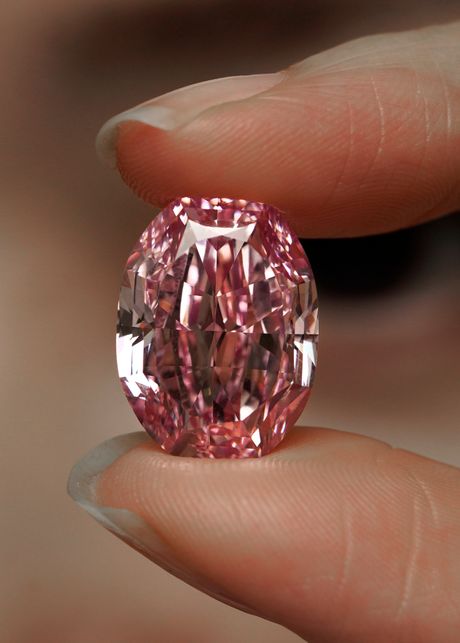 Roze dijamant aukcija Hong Kong Pink Diamond Roze dijamant aukcija Hong Kong Pink Diamond