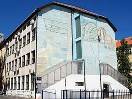 Ekonomsko-trgovinska škola Jovan Trajković Zrenjanin Ekonomsko-trgovinska škola Jovan Trajković Zrenjanin