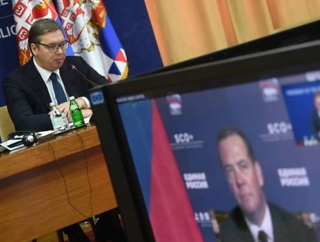 Aleksandar Vučić, Dmitri Medvedev Aleksandar Vučić, Dmitri Medvedev