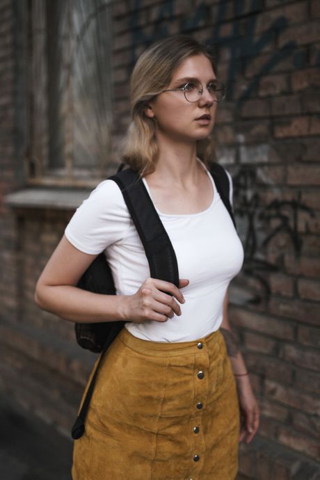 Suknja devojka somot Suknja devojka somot