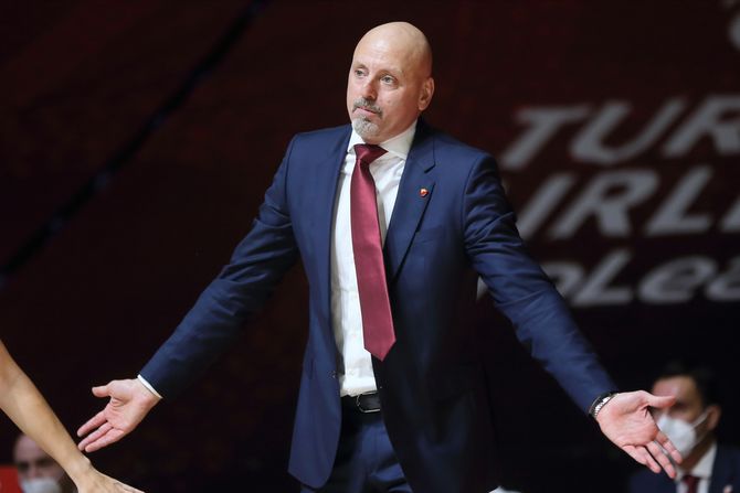 Saša Obradović Saša Obradović